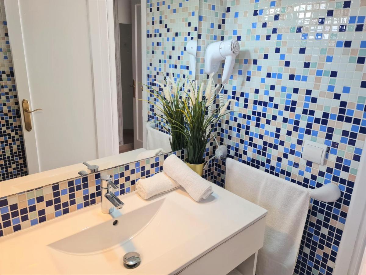 Tabbu Ibiza Apartments Playa d'en Bossa Exteriör bild